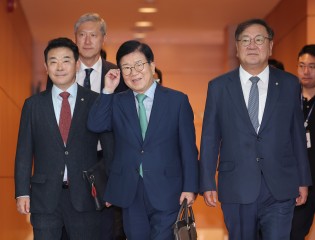 박병석 “中 왕이 만나 오해 풀어…진심 깨닫는 계기”