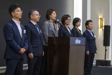 與 “국가교육위원장, 국회 출석해 매관매직 의혹 진실 밝혀야”