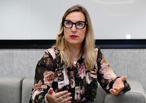 In streaming, those with deepest Rolodex will win: expert