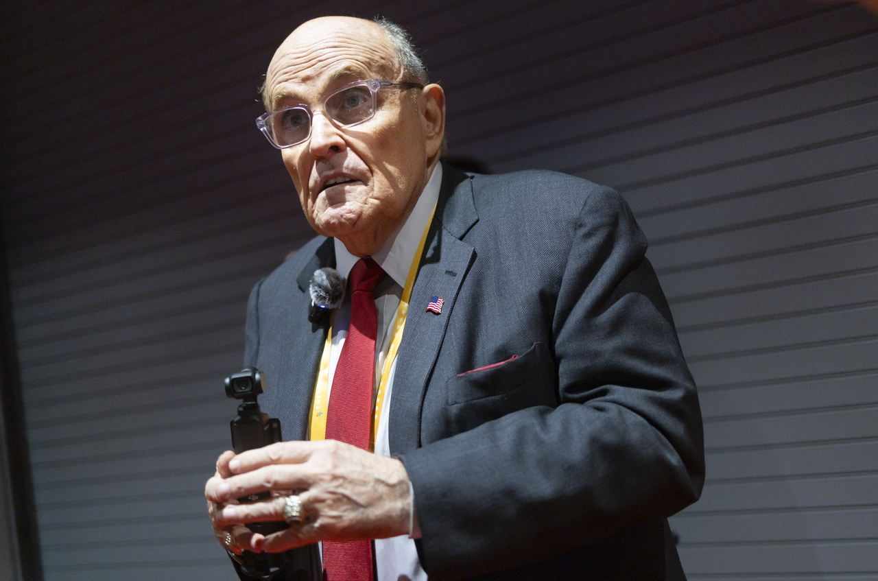 Rudolph Giuliani talks to reportersat Fiserv Forum in Milwaukee, Wisconsin, July 16, 2024.    (EPA-Yonhap)