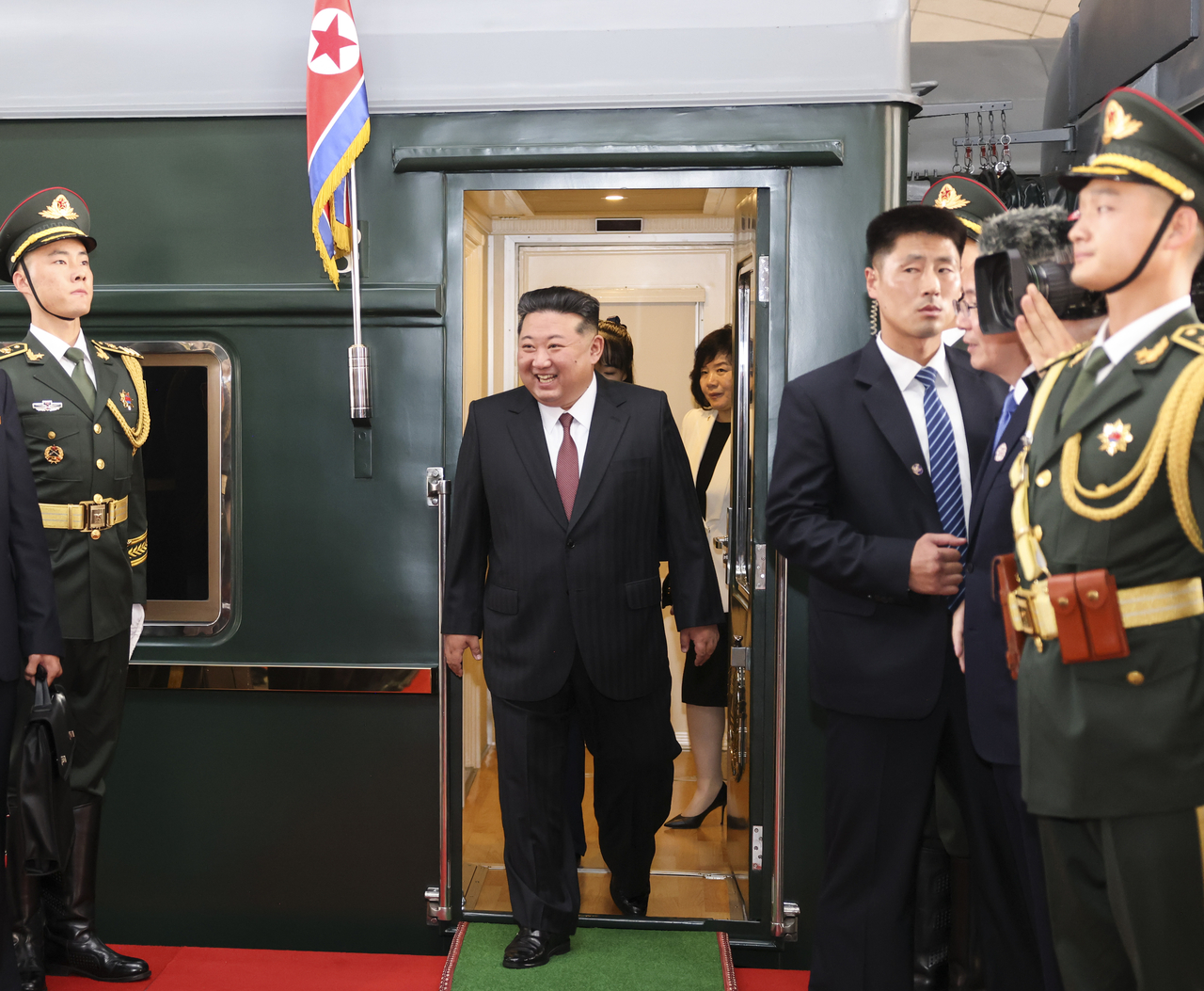 North Korean leader Kim Jong-un arrived in Beijing on Tuesday for commemorations marking the 80th anniversary of the end of World War II following Japan’s surrender. (Xinhua)