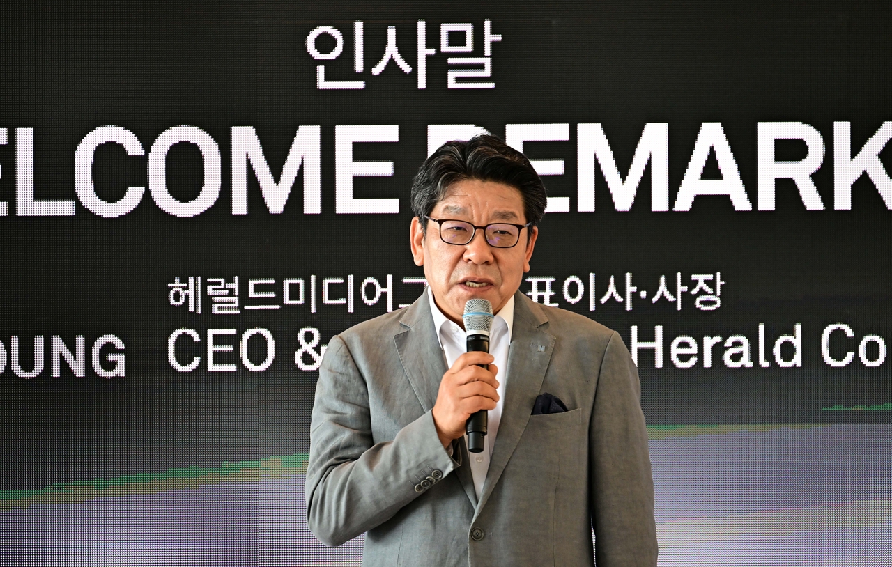Herald Media Group CEO Choi Jin-young delivers opening remarks at the Design Talks program at Dongdaemun Design Plaza in Seoul, Tuesday. (Lee Sang-sub/The Korea Herald)
