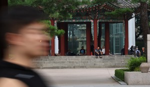 Tripling debt by 2065 puts Korea on fiscal cliff