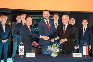 Hanwha Aerospace, WB Group form joint venture to produce Chunmoo rockets in Poland