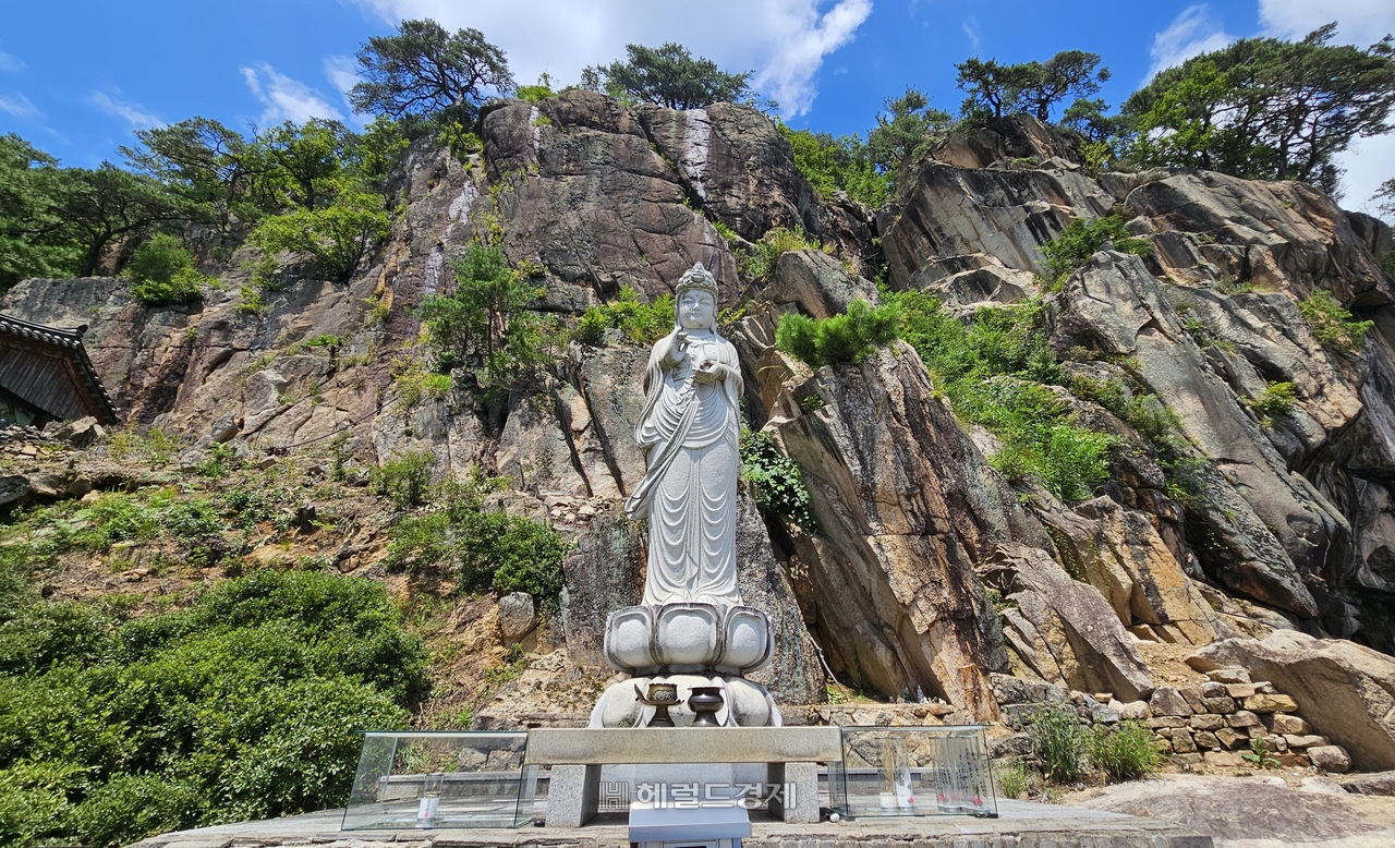 정방사 관음상