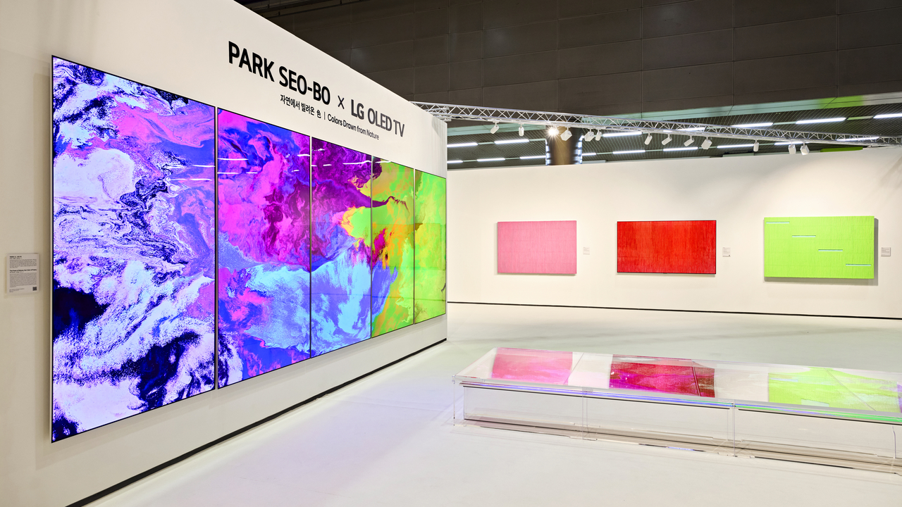 LG OLED brings Park Seo-Bo's nature-inspired colors to life at