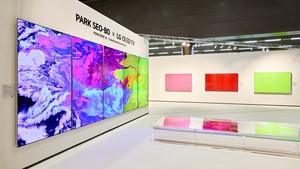 LG OLED brings Park Seo-Bo's nature-inspired colors to life at Frieze Seoul 2025