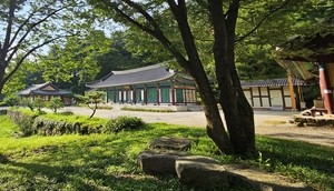 ‘신라 마지막 공주’ 전설 간직한 제천 덕주사…천혜비경 정방사 [정용식의 사찰 기행]
