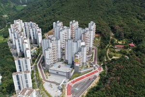 경주 외동 삼부르네상스 더테라스 준공…경주시 중재로 갈등 해소