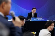 “대통령의 관심 목말랐다”…李 일정까지 미루게 한 바이오 혁신 토론회