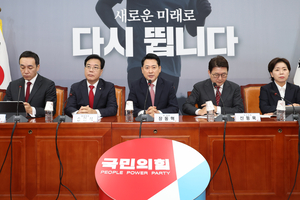 이런 정치