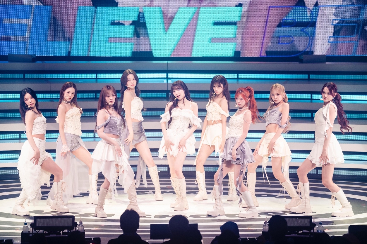 ‘JYP 걸그룹’ 니쥬, 데뷔 첫 日 홀 투어 시작→11월 19일 정규 앨범 발매 - 헤럴드 POP