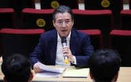 김용범 정책실장 “美 구금사태 ‘가장 강한 톤’ 국민 공분 전달…전세기 내일 출발”
