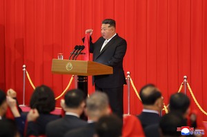 Kim says N. Korea's 'absolute' status cannot be reversed on founding day