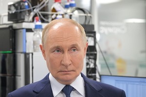 EU looking at faster Russian oil and gas exit, after US pressure