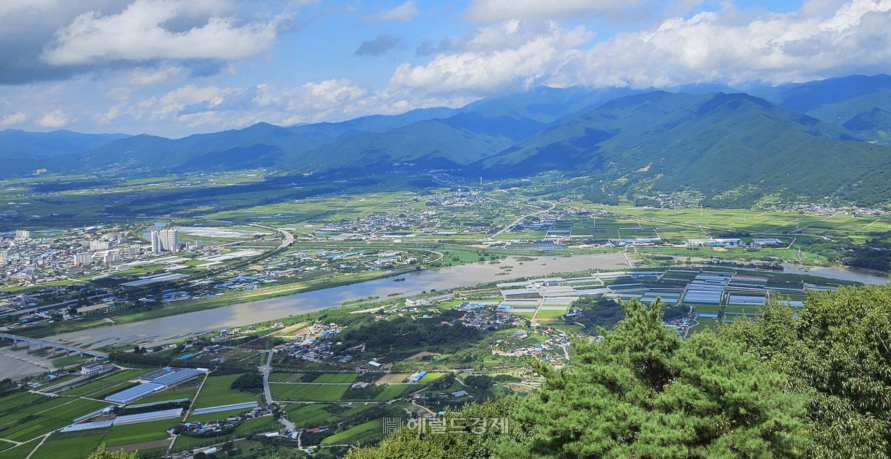 구례평야 전경