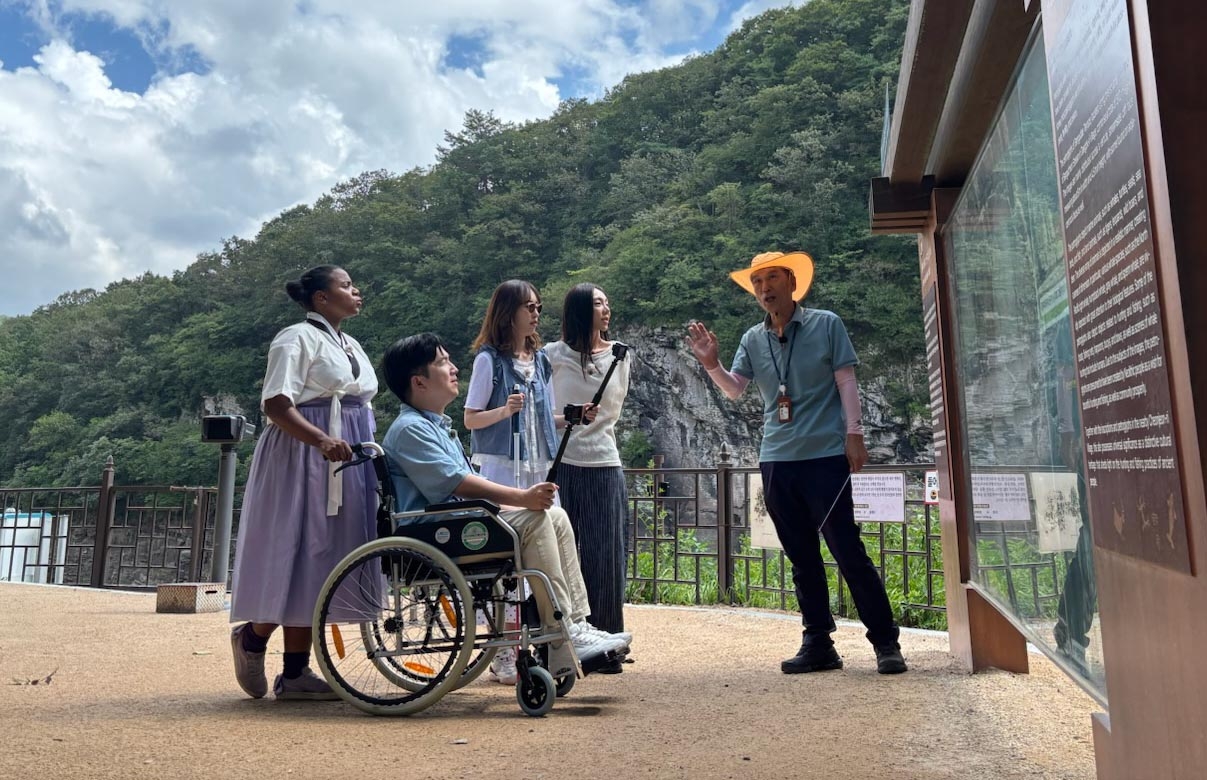 모두가 즐기는 무장애 관광도시 조성 박차