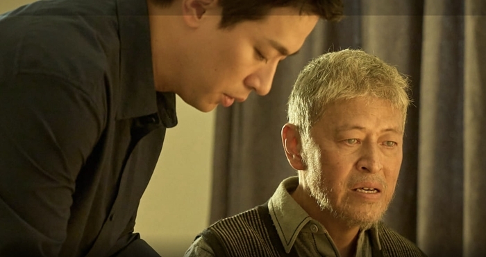 "The Ugly" stars Park Jung-min (left) and Kwon Hae-hyo. (PlusM Entertainment)