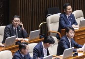 하루만에 합의 파기 與지도부 리더십 타격…더 어려워진 정기국회 협치[이런정치]
