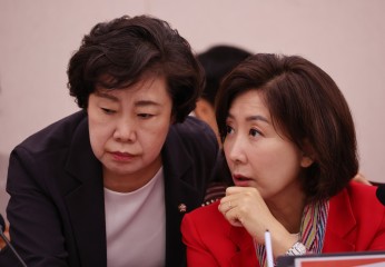 나경원 “개딸주권정부냐…개딸들 겁박에 여야 합의 손바닥 뒤집듯 뒤집어”