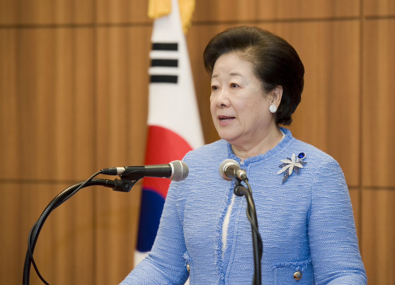 Han Hak-ja (Yonhap)