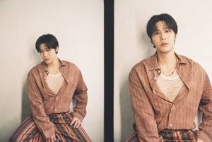 After 14 years, Lee Hyun returns with third album 'A(E)nd,' reflecting on changing nature of love