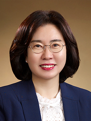 Lee Mi-seon, administrator of the Korea Meteorological Administration (KMA)