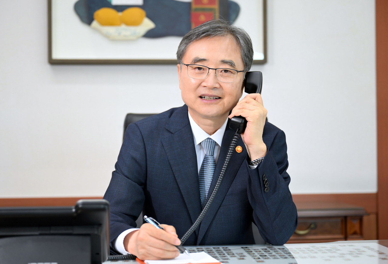 This file photo, provided by the foreign ministry, shows Foreign Minister Cho Hyun. (Yonhap)
