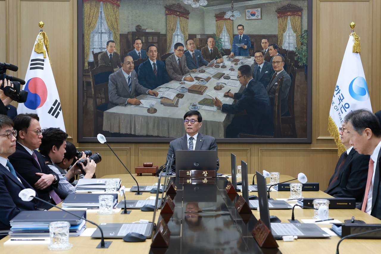 이창용 한국은행 총재가 25일 서울 중구 한국은행에서 열린 금융통화위원회를 주재하고 있다. [한은 제공]