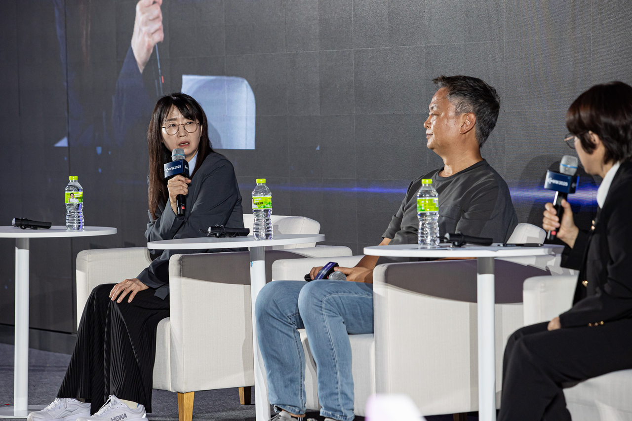 Kim Eun-hee (left) and Kang Yun-sung (center) take part in a discussion for BroadCast WorldWide 2025 in Gangnam, southern Seoul, Tuesday. (KOCCA)