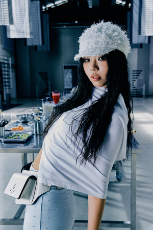 &apos;It&apos;s OK to be a freak on stage and let it all go&apos;: Young-bin