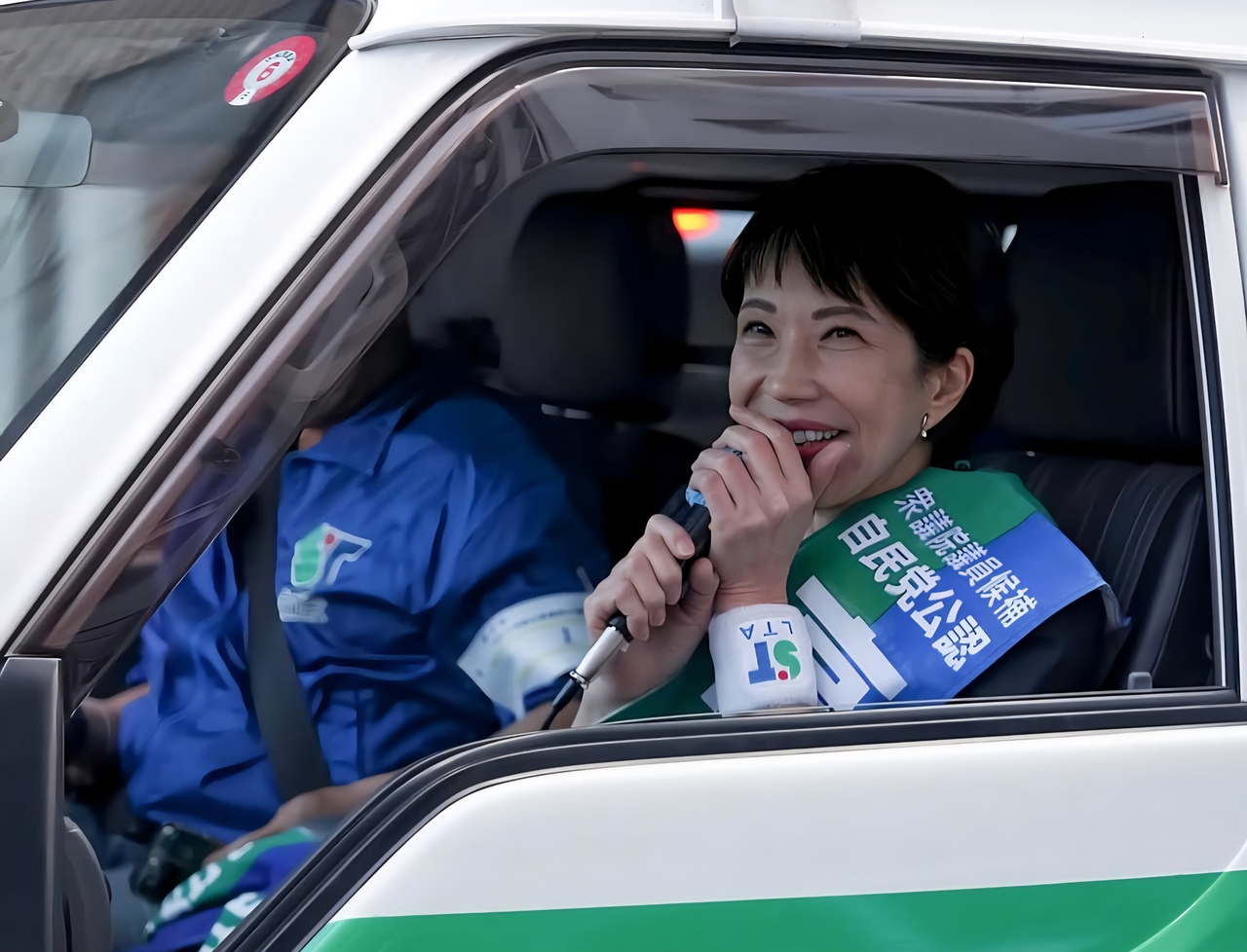 지난 2024년 10월 일본 중의원 총선거를 앞두고 유세하는 해외 토토사이트 순의 사나에 전 경제안보상이  [해외 토토사이트 순의 사나에 인스타그램 캡처]