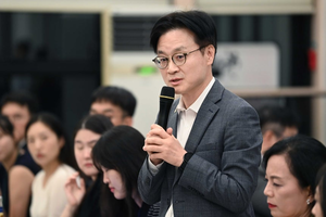 US tariff talks tough, but Korea seeking balance: industry minister