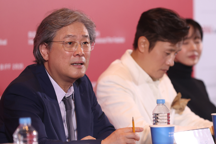Director Park Chan-wook attends the press conference for "No Other Choice," the opening film of the 30th Busan International Film Festival, at Busan Cinema Center on Wednesday. (Yonhap)