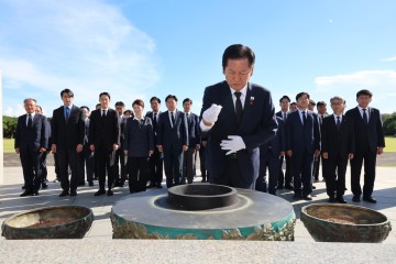 정청래 “조희대 충격적 의혹 내란특검이 수사해야”