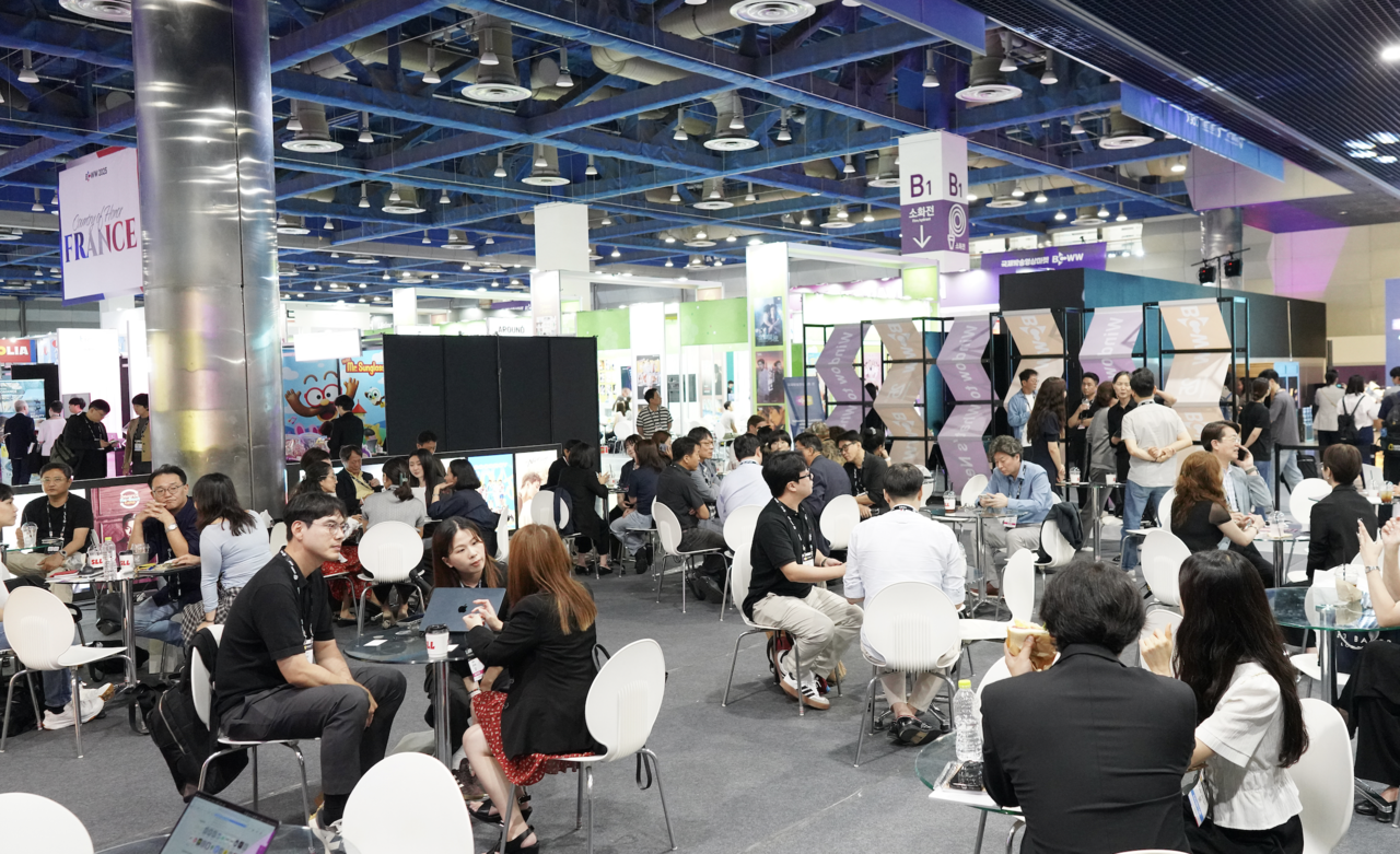On-the-spot business meetings are held at BCWW 2025 on Wednesday, at Coex in southern Seoul. (KOCCA)