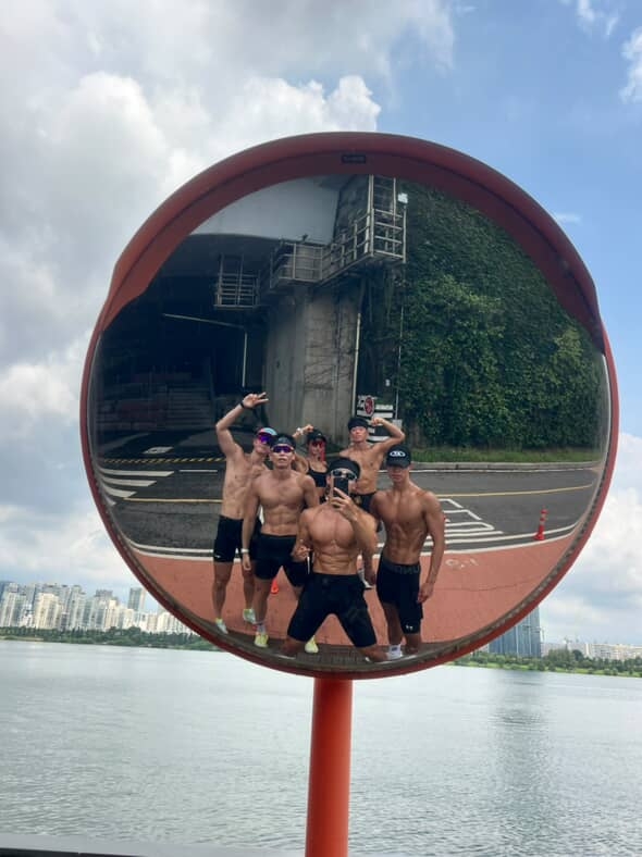 Yun and his running mates. (Courtesy of Yun)