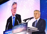 文 “아직 북한 반응 냉담…인내심 갖고 노력하면 반드시 변화”