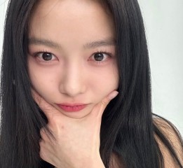 김유정, 김도훈과 단둘이 해외여행?…“드라마팀과 함께 MT” 전면 부인