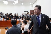 與 “정부조직법 조속 처리”…25일 본회의 처리 강행 방침[이런정치]