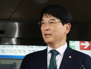 [단독] 노래방 성폭력 “기억 안난다→그런적 없다”…신고하자 돌변한 박완주 [세상&]