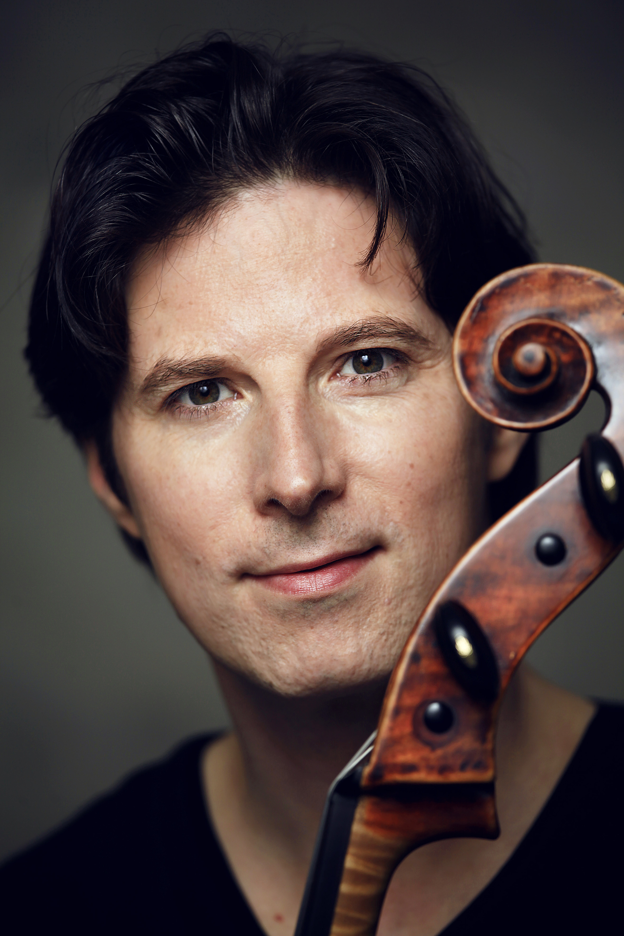 전 세계 오케스트라 섭외 1순위로 꼽히는 첼리스트 다니엘 뮐러 쇼트가 7년 만의 내한 리사이틀로 한국 관객과 만난다. [인아츠프로덕션 제공]