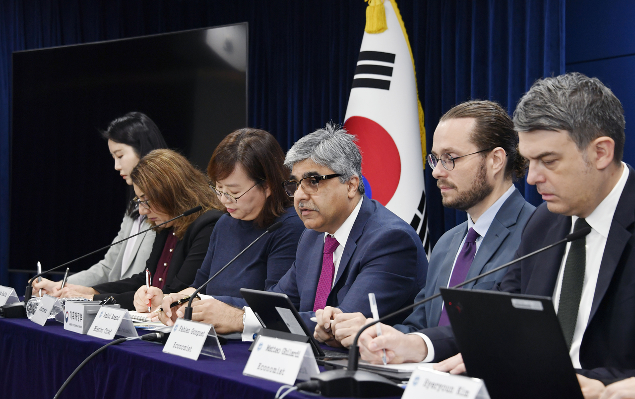 IMF “韓 잠재성장률, 구조개혁 속도가 관건” - 헤럴드경제