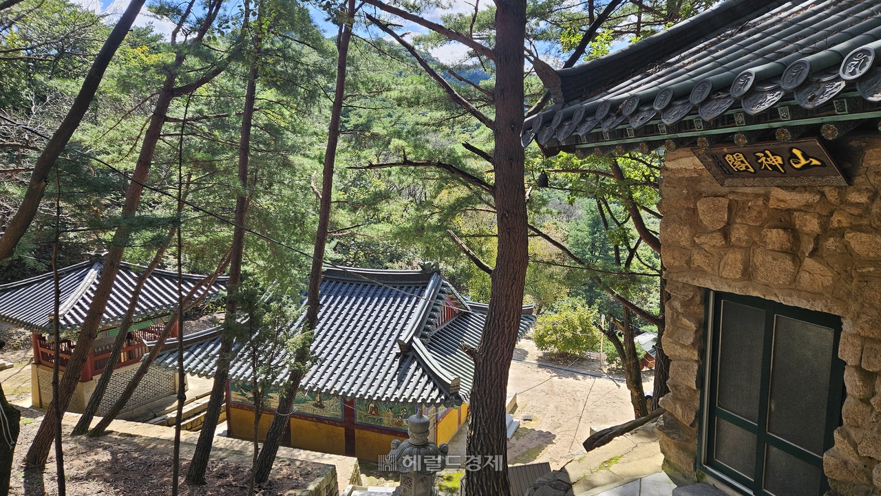 태고사 전경