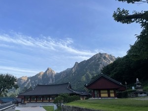 Escape to Seoraksan ahead of autumn crowds