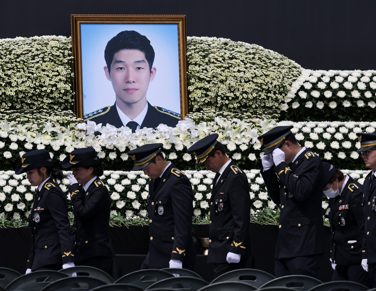 9월 15일 인천 서구 인천해양경찰서에서 ‘해양경찰관 고(故) 이재석 경사 영결식’이 엄수되고 있다. [연합]