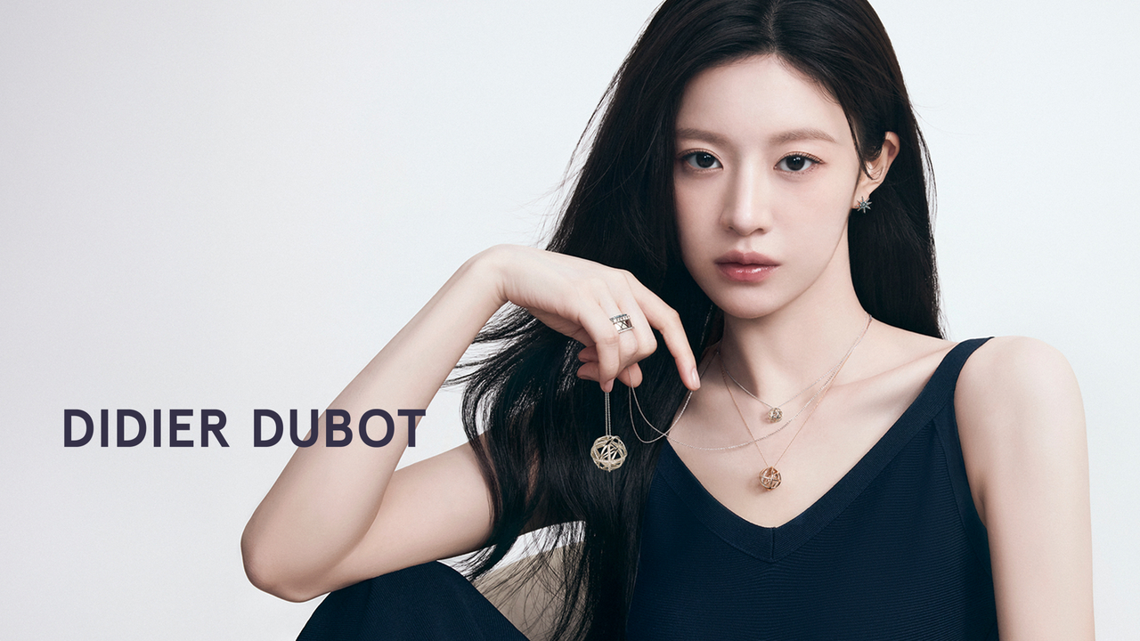 피렌체 감성의 데미 파인 주얼리 브랜드 ‘디디에 두보(DIDIER DUBOT)’가 이번 2025 FW 시즌 새로운 ‘몽 토토사이트 블랙티비(Mon Paris) 컬렉션’을 출시했다고 26일 밝혔다. [세정그룹 제공]