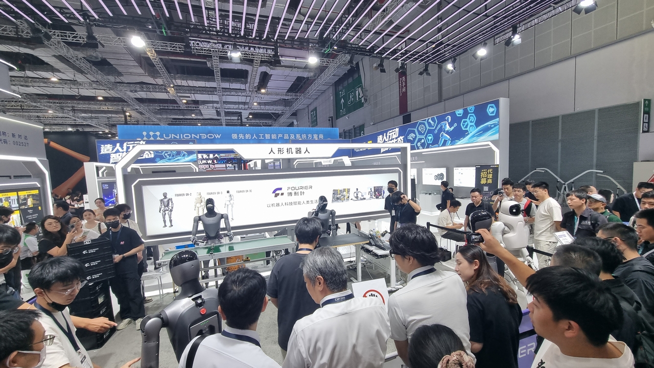 사람에 더 가까이…中 휴머노이드, 5년내 실생활 파고든다 [CIIF 2025] - 헤럴드경제