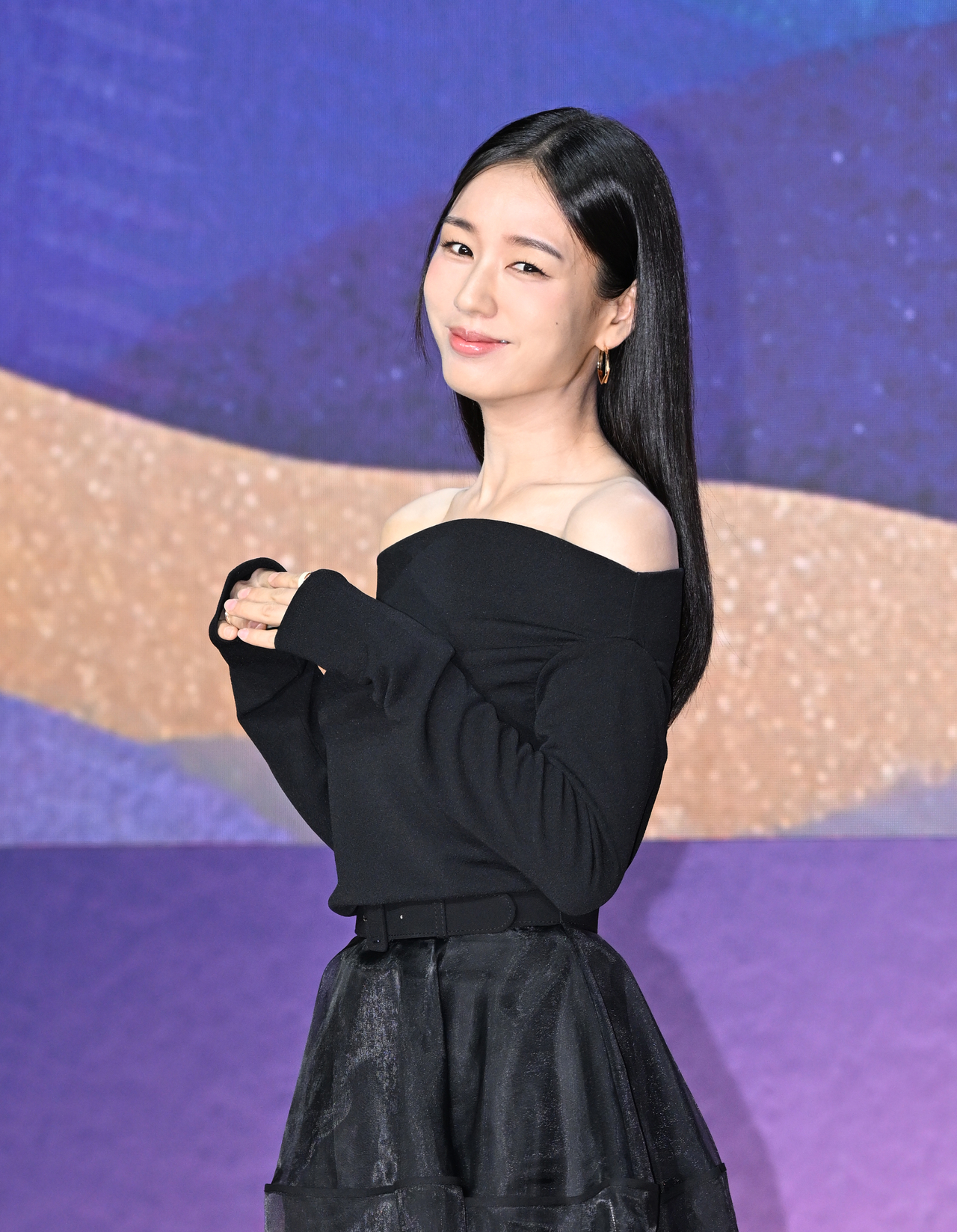 [헤럴드POP=윤병찬 기자]29일 오후 서울 조선 팰리스 강남에서 김우빈, 수지, 안은진, 노상현, 고규필, 이주영배우가 참석한 가운데 판타지 로멘스 ‘다 이루어질지니’의 제작발표회가 열렸다.