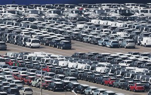 Losing Traction 동력을 잃다